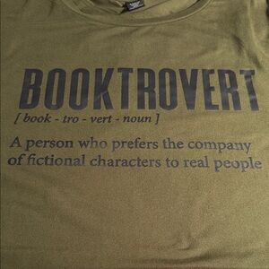 NWOT Women’s Stylish Olive Green Graphic T-Shirt 2XL